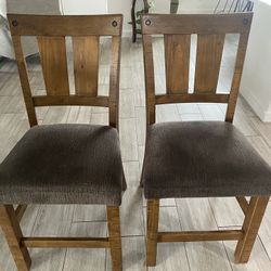 Set Of Bar Stools 2.  In great Condition!