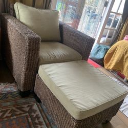 Beautiful Solid Wicker Rattan Upholstered Lounge Chair and Ottoman 2 Piece Set Indoor/outdoor 