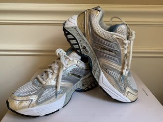 SAUCONY Women s 8 Hurricane 15 Athletic Shoes 1852 1 for Sale in