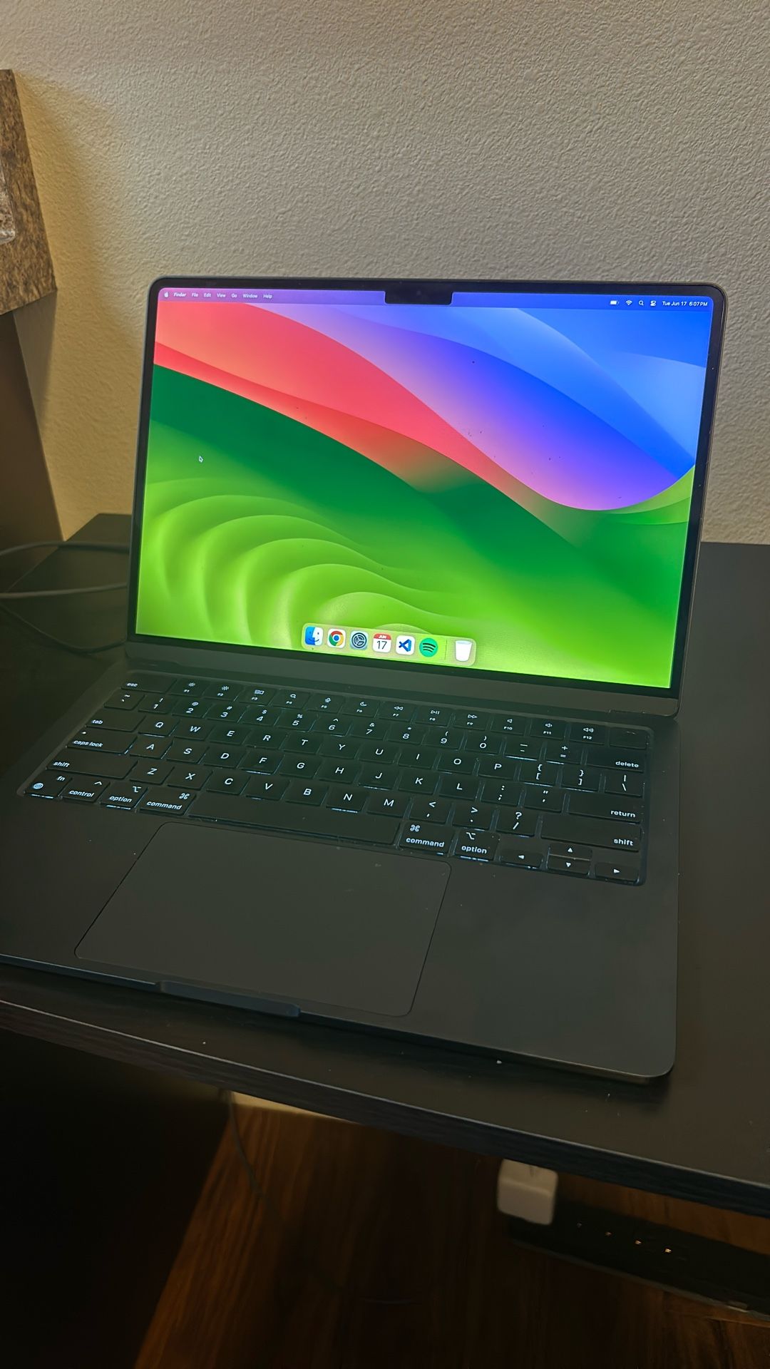 MacBook Air M2 (2022) midnight color