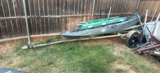 Canoe one axel trailer