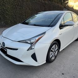 2017 Toyota Prius two