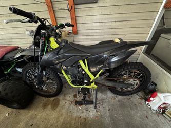 X Pro 250 Dirtbike