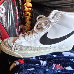 Nike Blazer