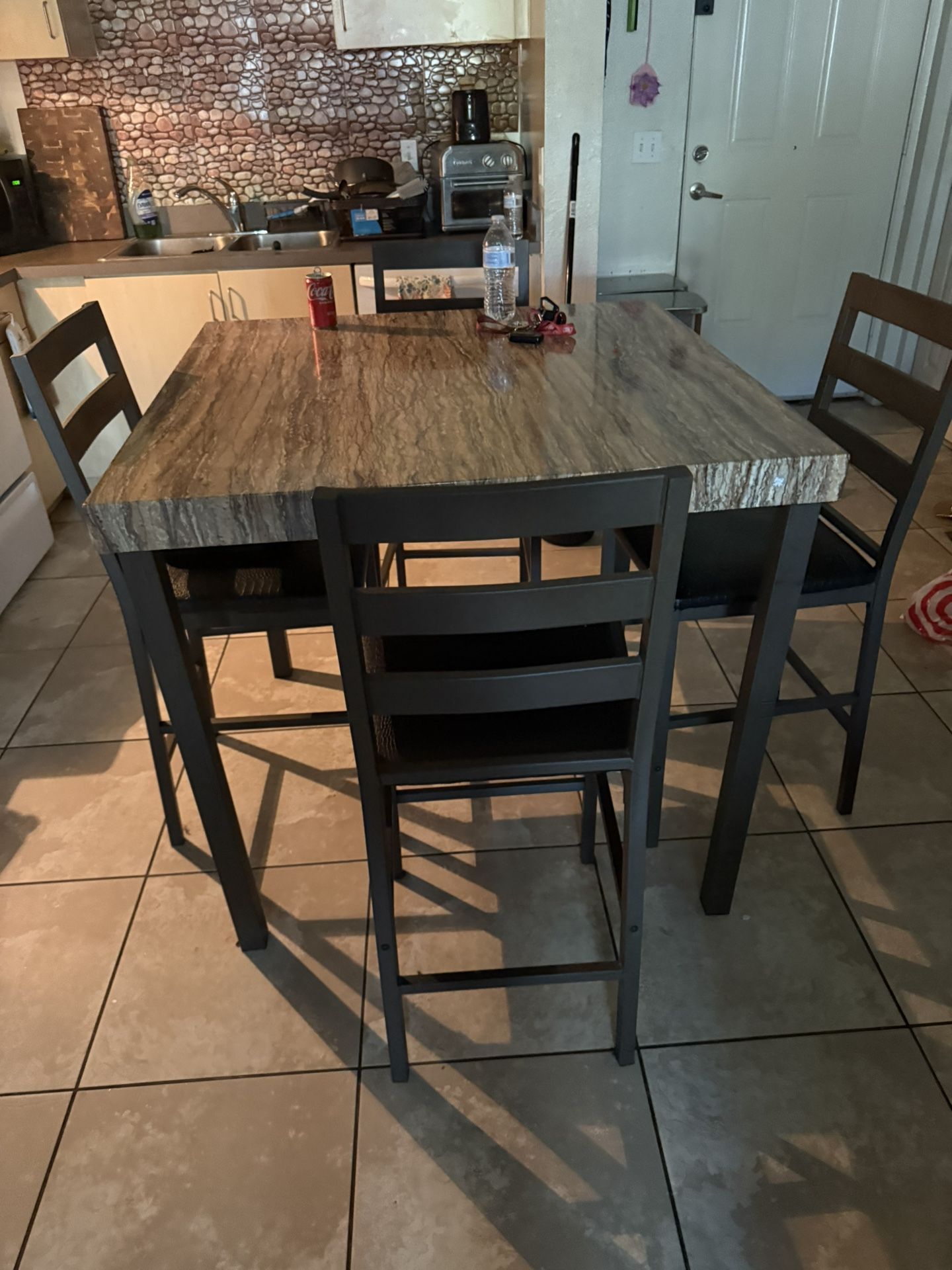 Kitchen Table With Chairs 