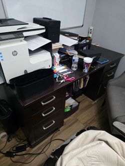 Office Desk + 2 Whiteboards – $100 Bundle