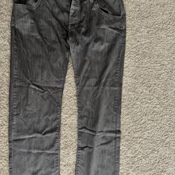 Men’s Armani pants, size 40.