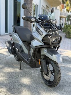 200cc Moped Scooter Motorcycle