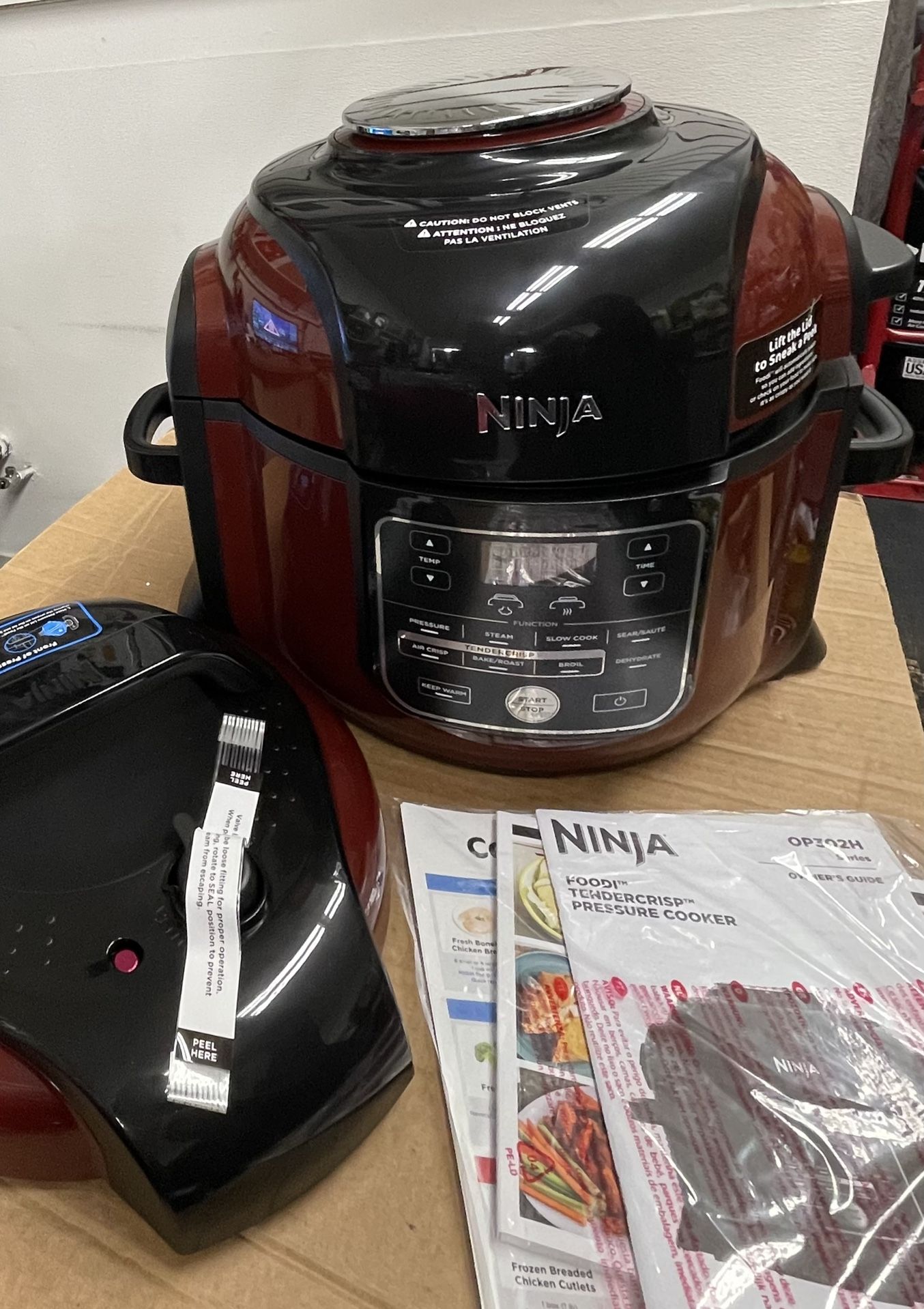 Refurbished: Ninja Foodi 6.5-Quart Pressure Cooker with Tender Crisp and  Dehydrate OP305CO 