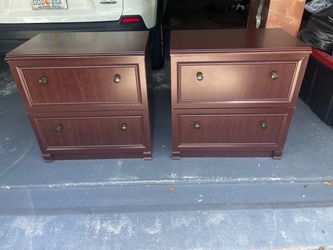 Matching Cherry Wood 2-Drawer Nightstands / End Tables – Pair