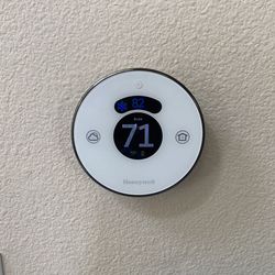 Honeywell Lyric Round Thermostat Wifi