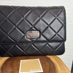 MICHAEL KORS Black Quilted Shoulder Bag Chain Strap Logo Plaque Silver Tone Har…