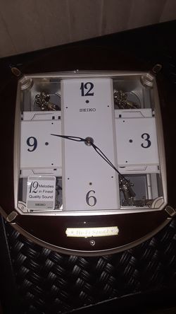 Estate Sale- Seiko Melody Motion Clock