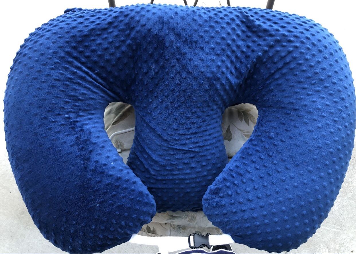 Twin Z Pillow