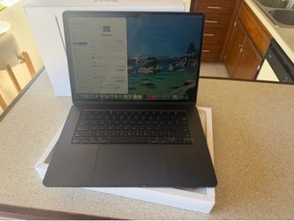 Apple MacBook Air 15” / 2025 / M4