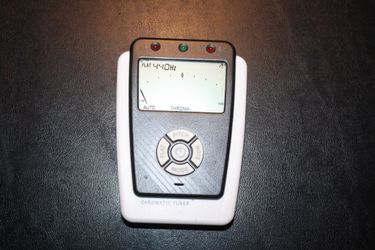 CHROMATIC GUITAR/BASS TUNER