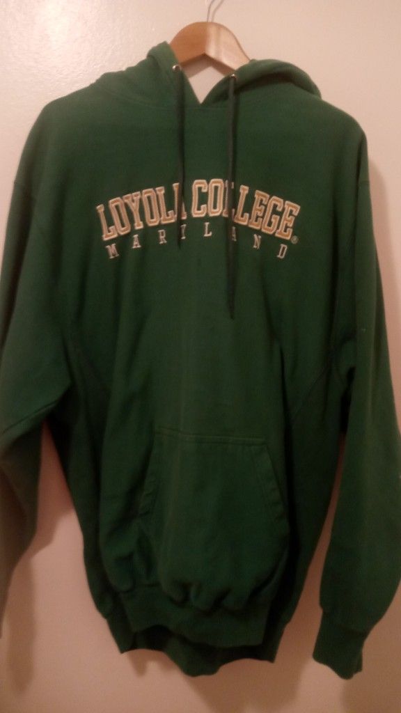 5- USED HOODIE / SWEATSHIRTS....ALL FOR $10.00... CHECK OUT MY PAGE FOR MORE ITEMS