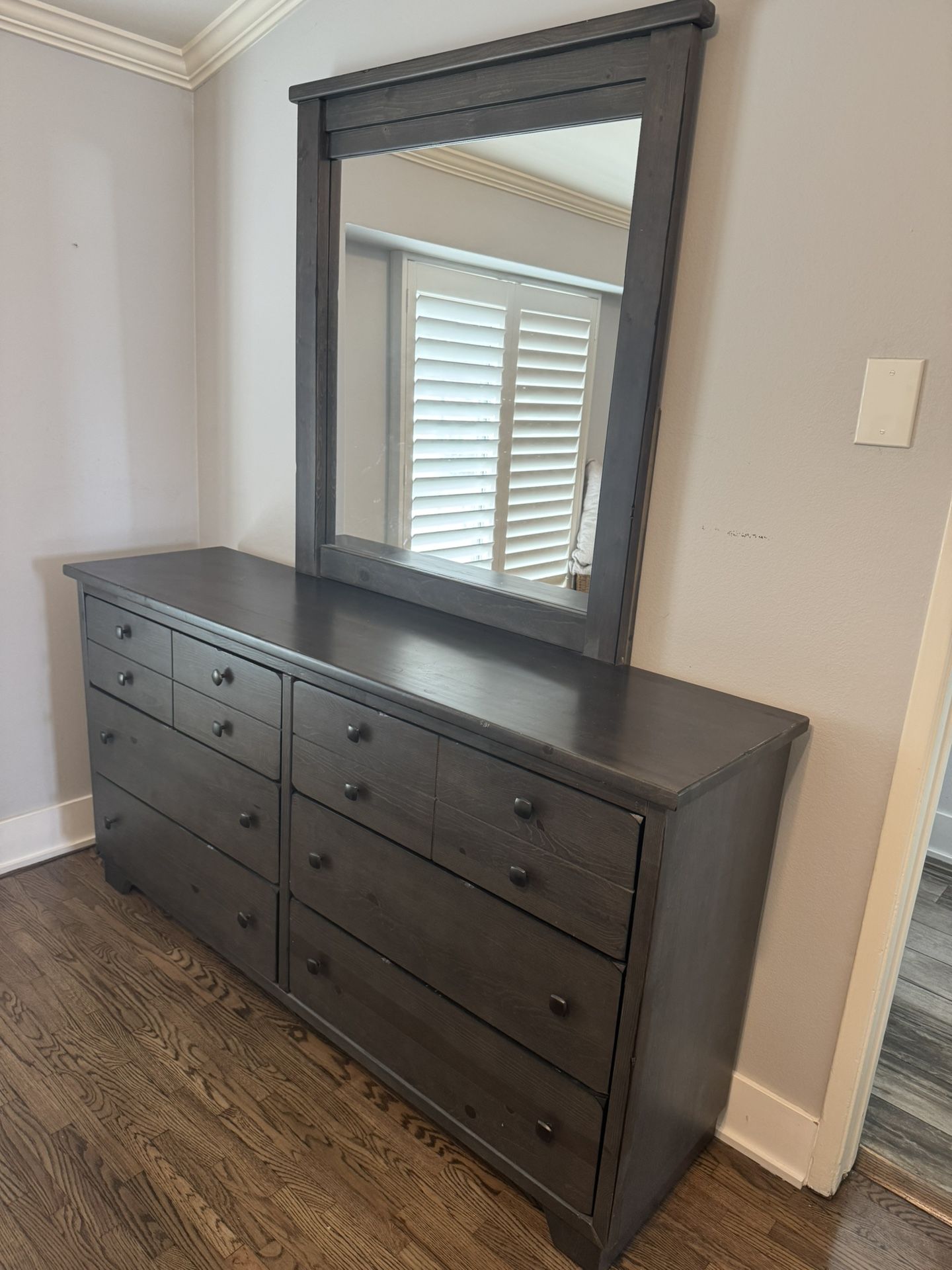 Dresser Mirror & Nightstand Set