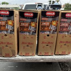 New 6 Gallon 5-30 Motor Oil Synthetic Blend. Bulk Box With Pour Nozzle Bottom of The Box. 24qt per case. $60 each box. No less. $2.50 a quart. I have 