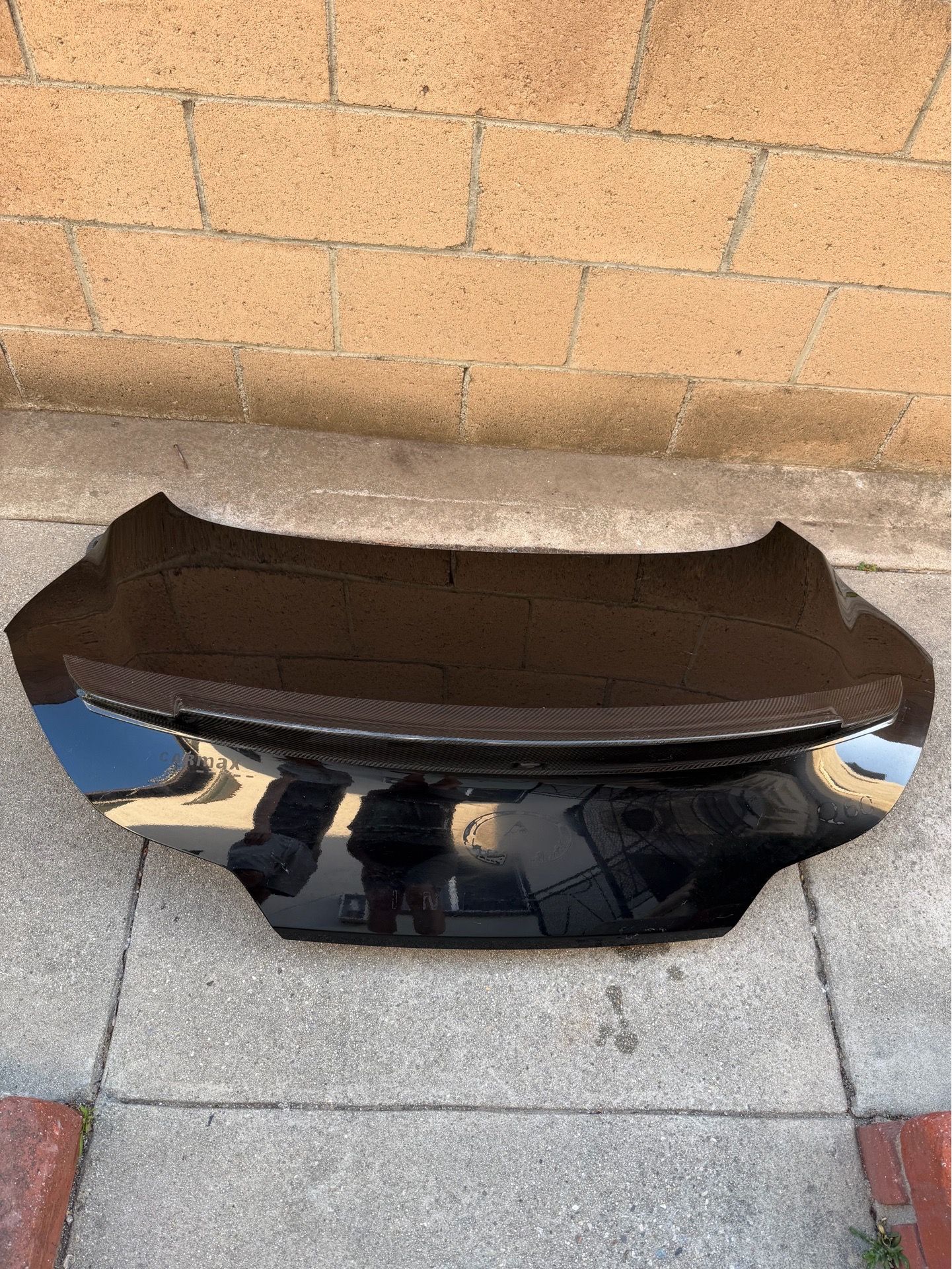 Infiniti G37 / Q60 Coupe OEM Trunk w/ Carbon Fiber Spoiler