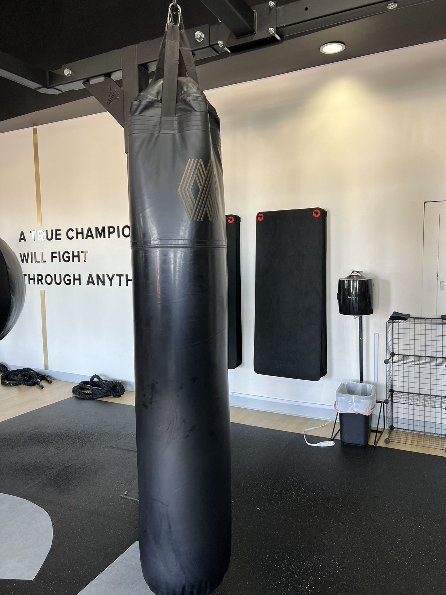 Boxing bag - Long bag