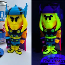 Marvel:⚡️Thor⚒️Funko Soda- Blacklight Chase