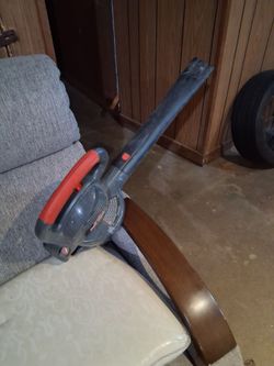 Power cord bower