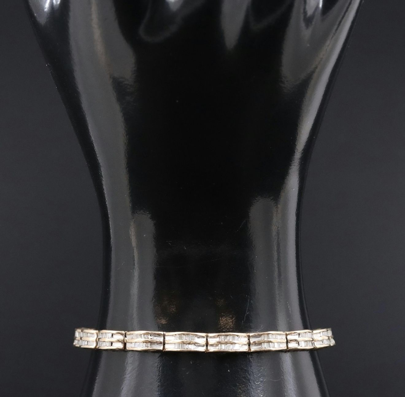 10k solid gold .95ctw diamond bracelet