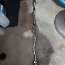 Olympic Curl Bars & Olympic Bars+
