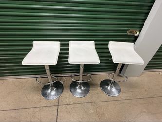 Adjustable Bar Stools Set of 3 White $120
