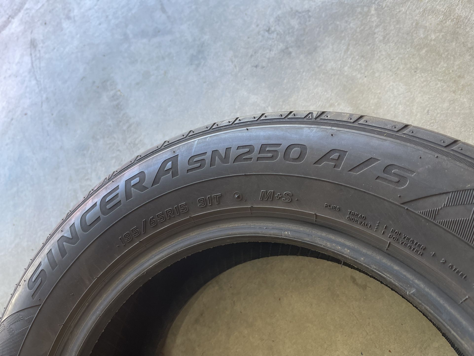 Falken 2 Tires 195/65/15