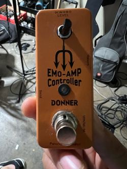 Donner Volume pedal