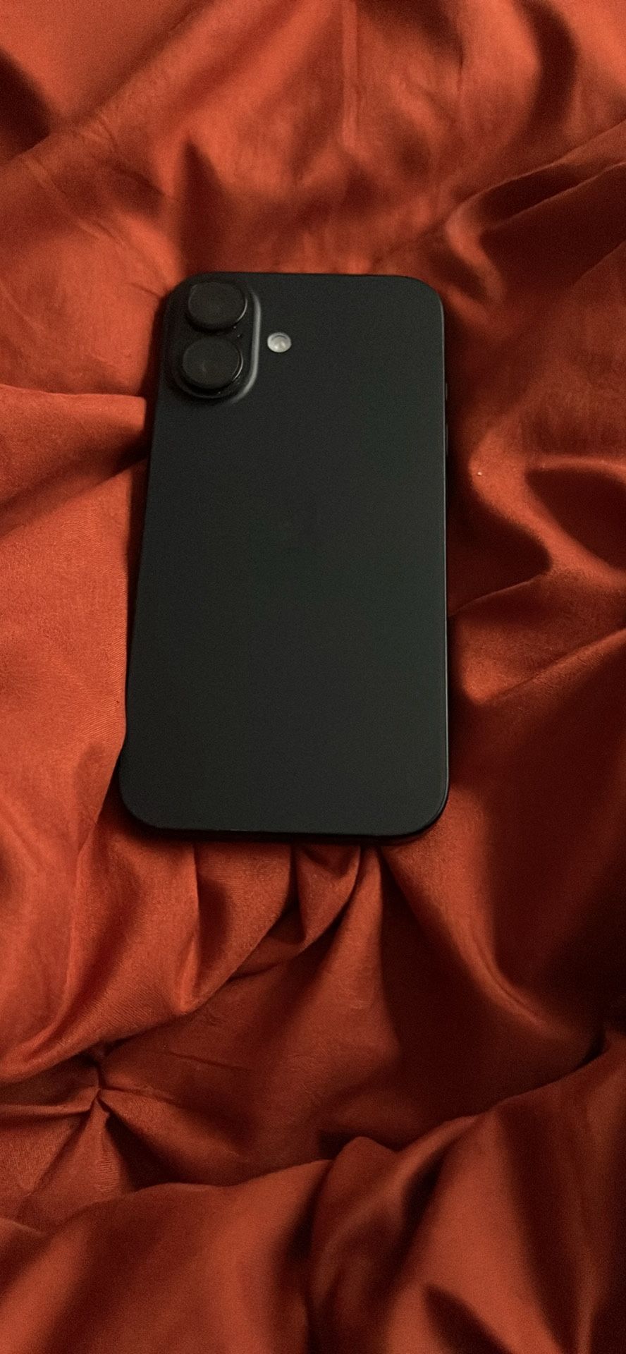 iPhone 16