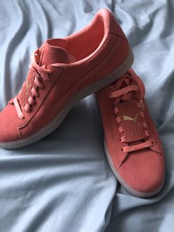 Puma plush pink size 7