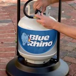 6 Full Propane Tanks