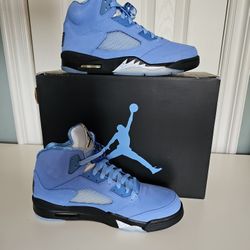 Air Jordan 5 UNC