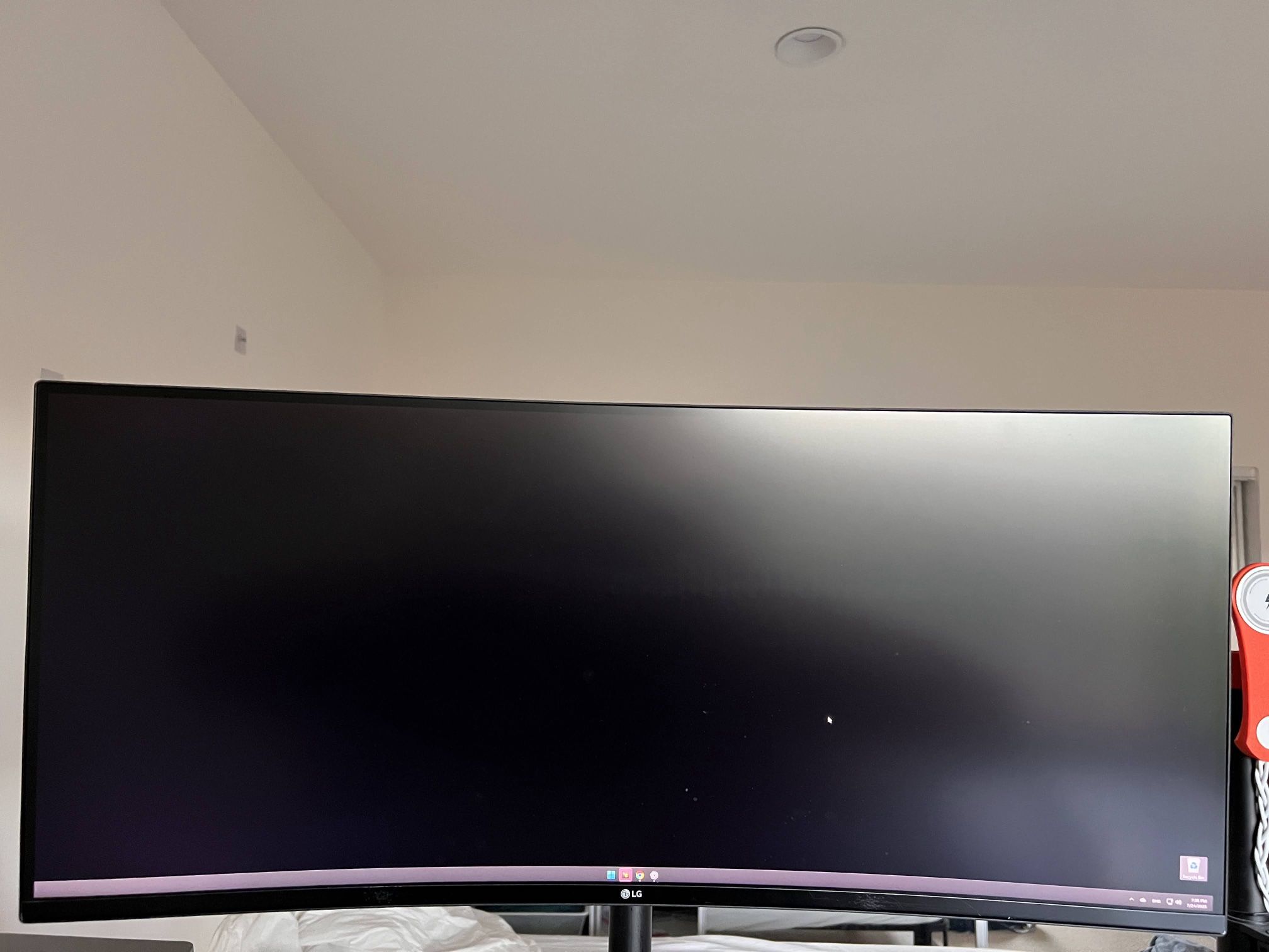 LG 34” UltraWide Monitor – QHD 3440x1440 160Hz HDR – Excellent Condition