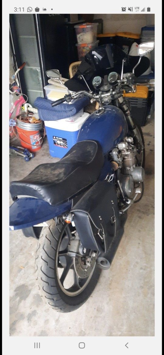 Kawasaki 750