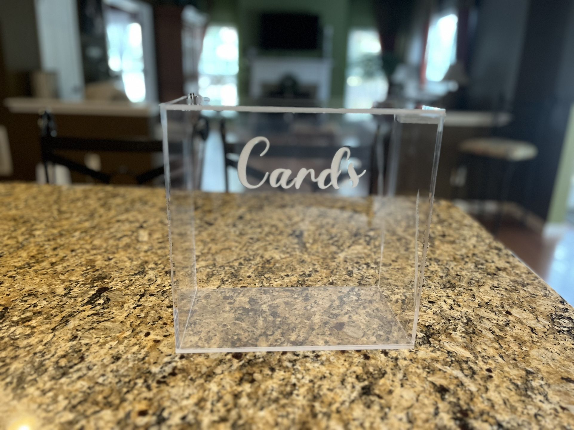CLEAR GIFT CARD BOX