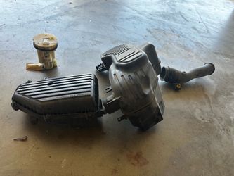 2002-05 Honda Civic Air Filter.  Box & accessories