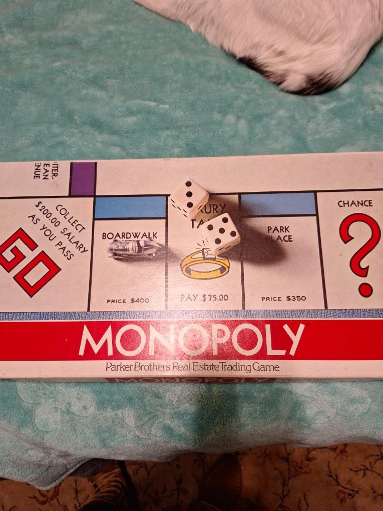 1975 Monopoly Board Game