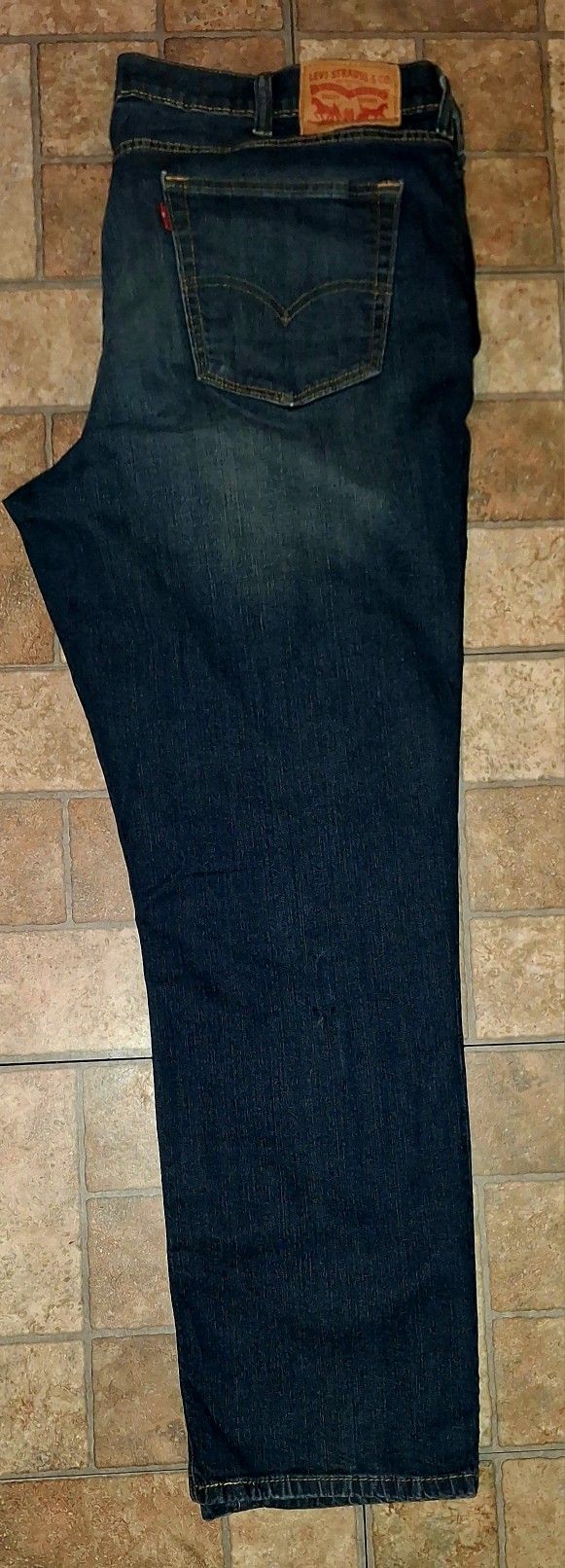 MEN'S LEVI'S SIZE 44W X 34L & 42W X 32L
