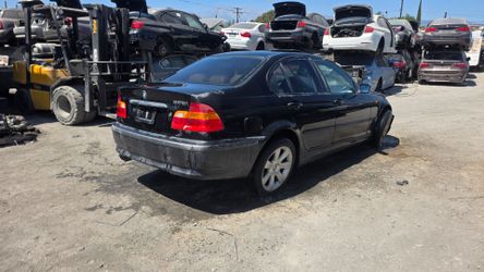 2004 BMW 325I E46 M56 PARTING OUT PARTS FOR SALE PARTES