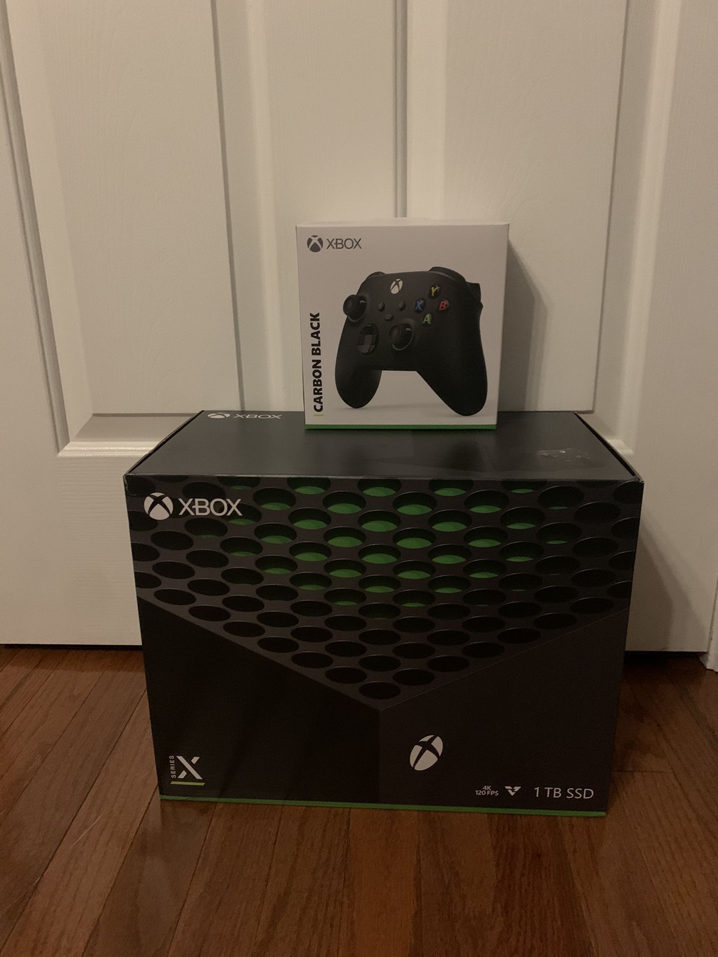 Xbox X Bundle With Extra Controller Brand New In Hand
