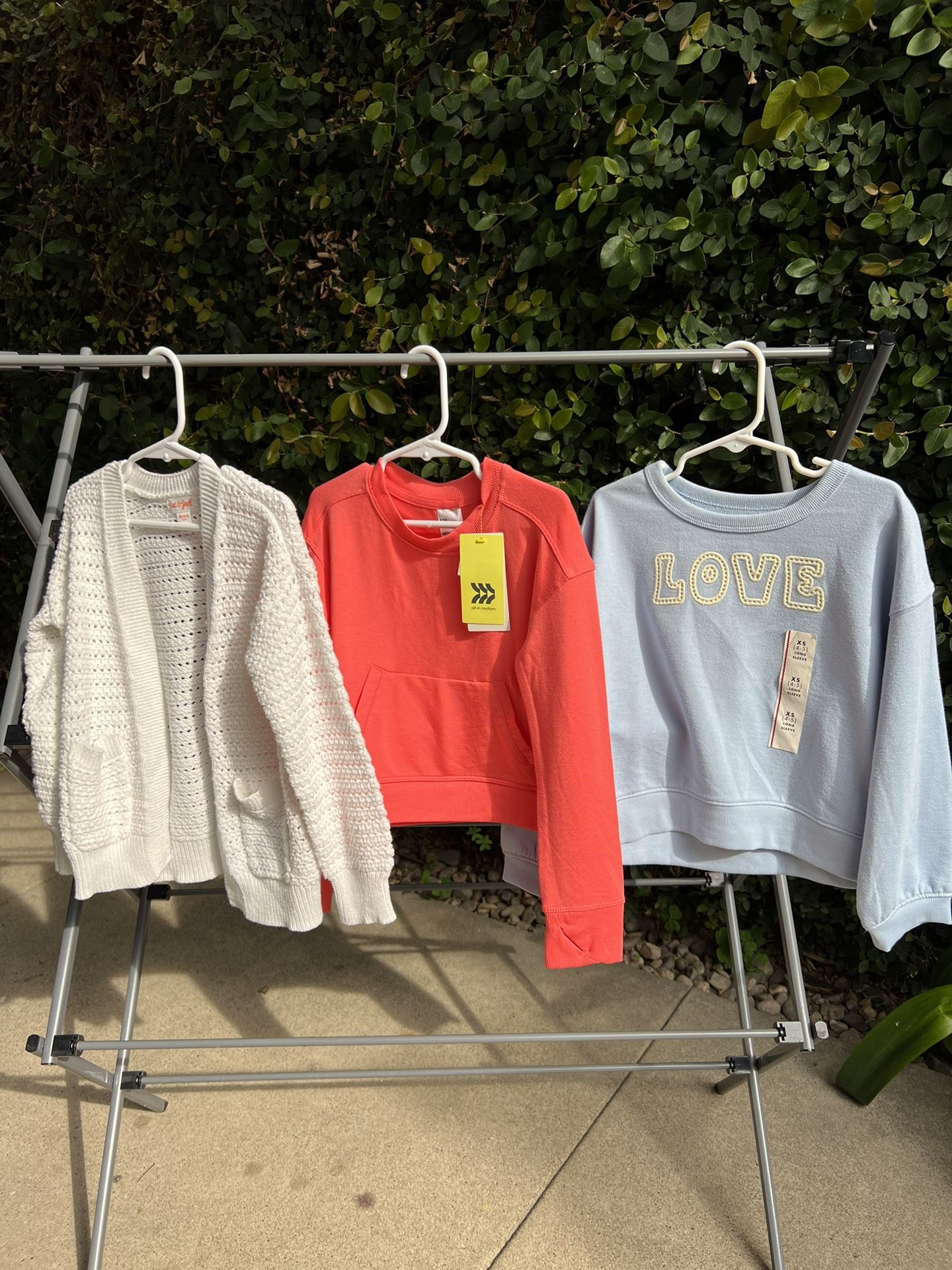 Girls Sweater, Sweatshirts And Hoodies Size 4T-5T