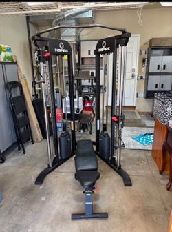 Functional Trainer Gym