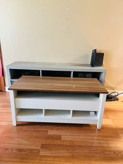 Lift up Coffee table converting into laptop stand