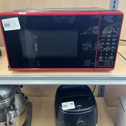 Mainstays 0.7 Cu. ft. Countertop Microwave Oven