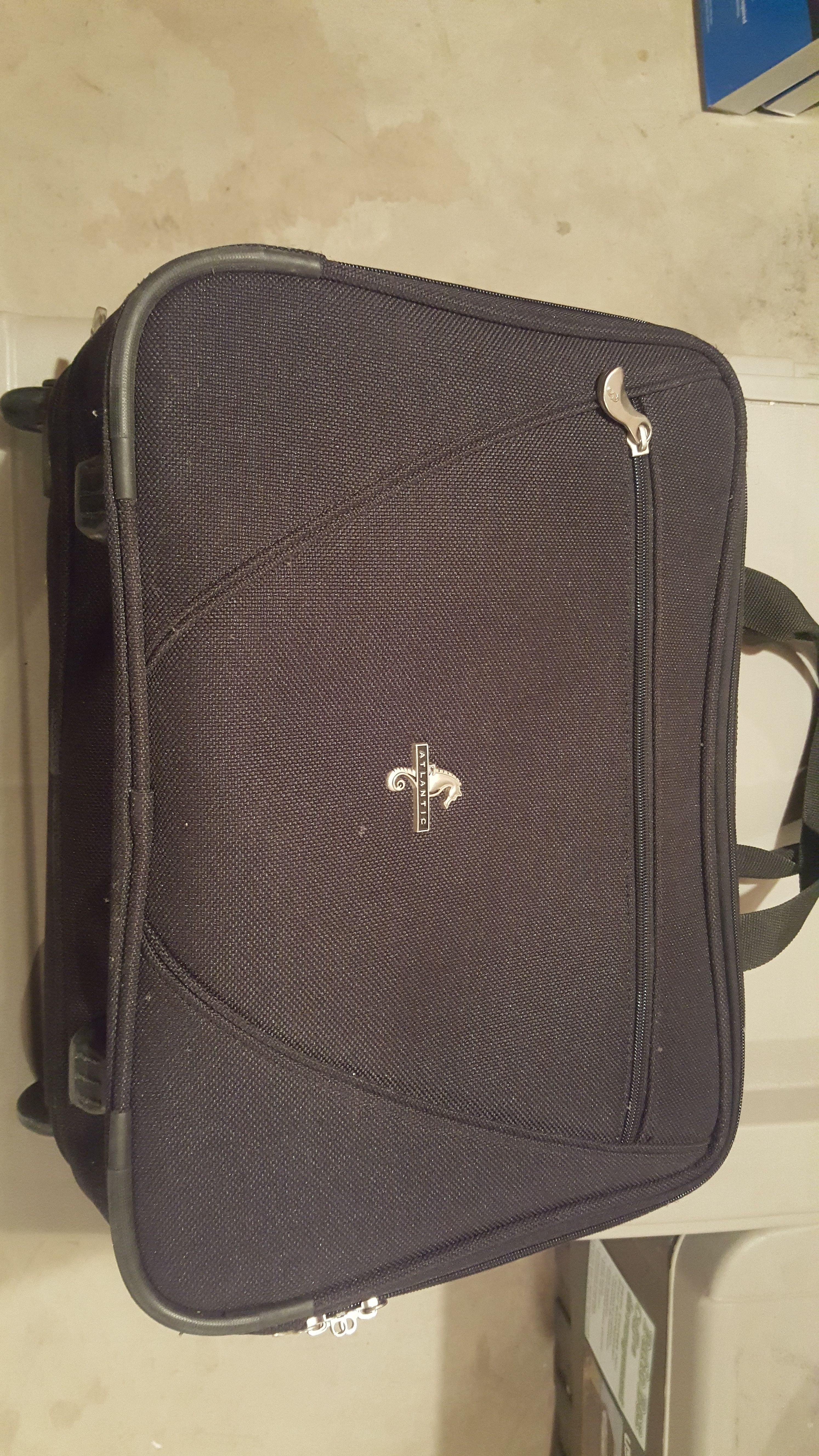 ATLANTIC Bag with wheels