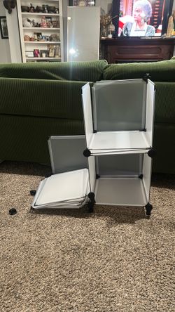 Kids cubbies